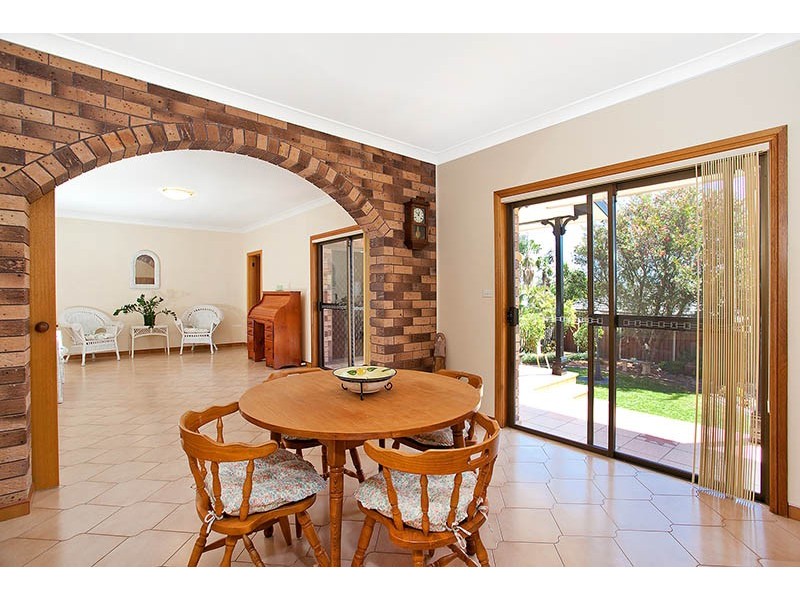 46 Tarra Crescent, Oak Flats NSW 2529