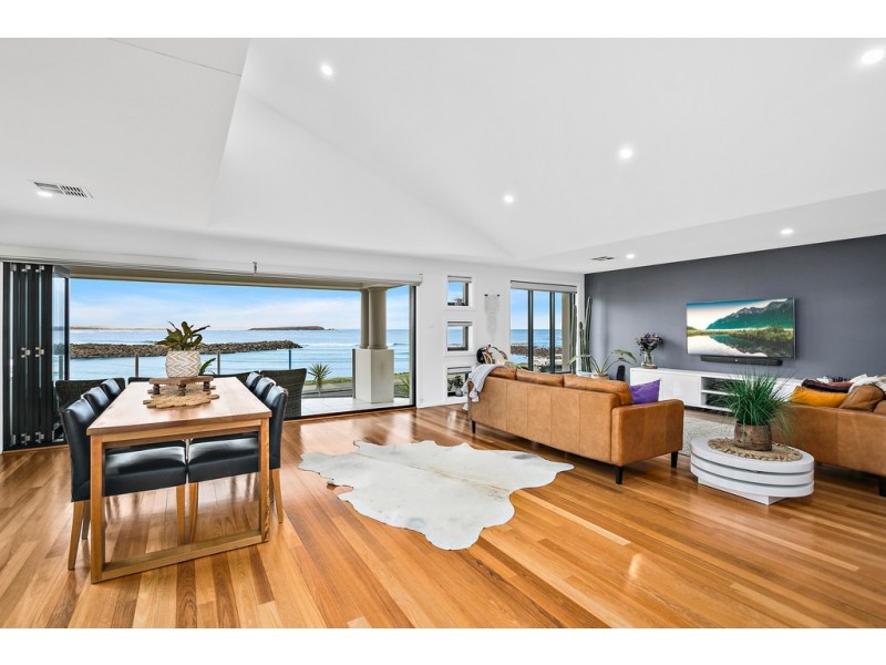 40 Headland Parade, Barrack Point NSW 2528