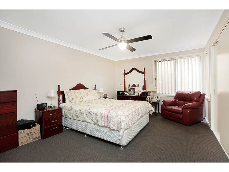 102 Whittaker Street, Flinders NSW 2529