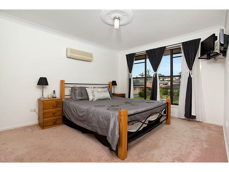 78 Madigan Boulevarde, Mount Warrigal NSW 2528