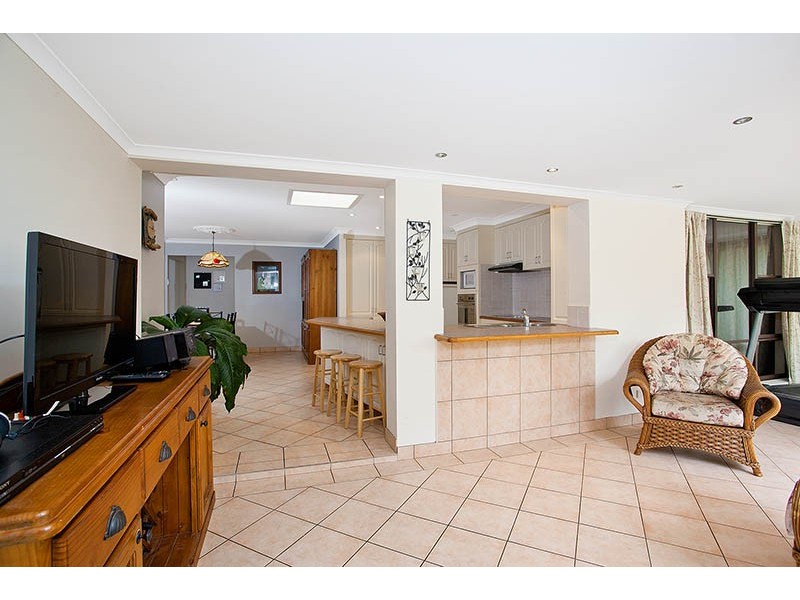 78 Madigan Boulevarde, Mount Warrigal NSW 2528