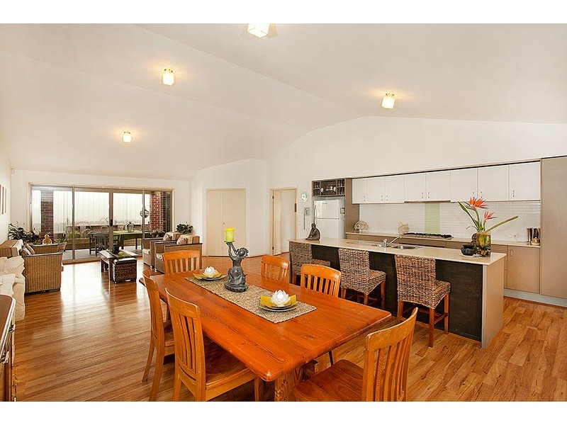 4 Barque Avenue, Shell Cove NSW 2529