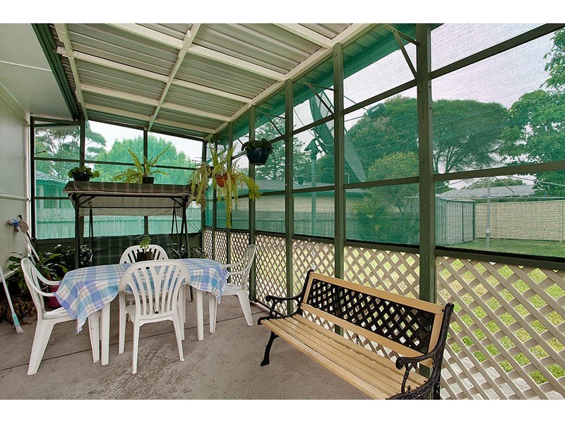 9 Day Street, Lake Illawarra NSW 2528