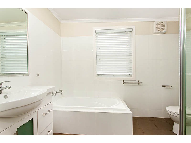 99 Koona Street, Albion Park Rail NSW 2527