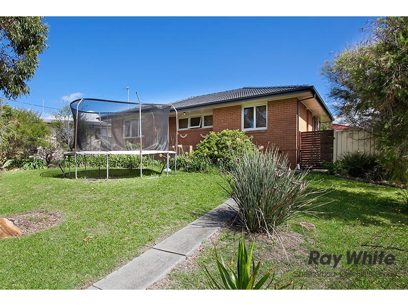 7 Scarf Avenue, Mount Warrigal NSW 2528
