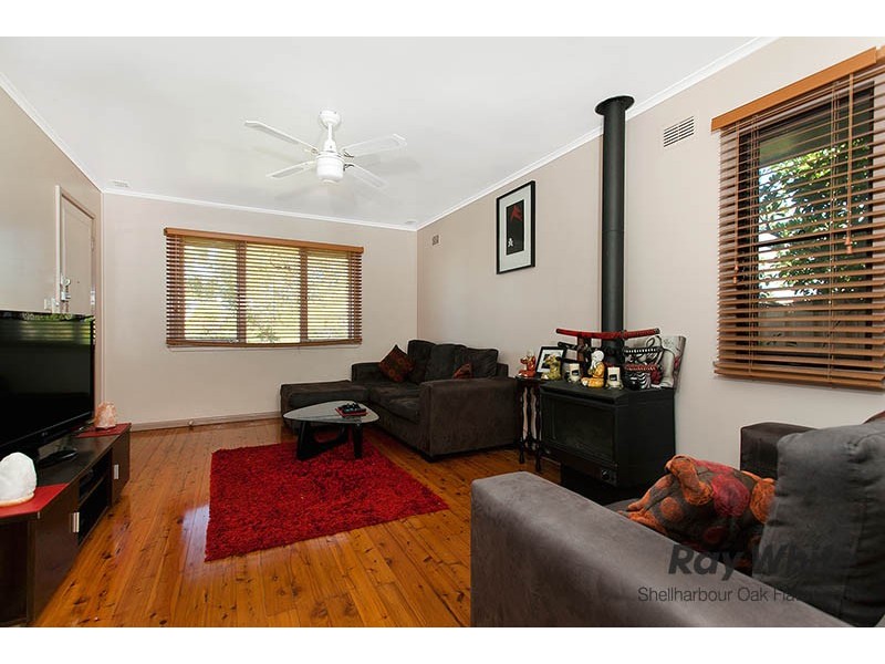 7 Scarf Avenue, Mount Warrigal NSW 2528