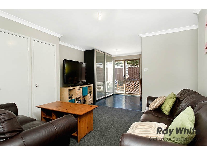 102 Fisher Street, Oak Flats NSW 2529