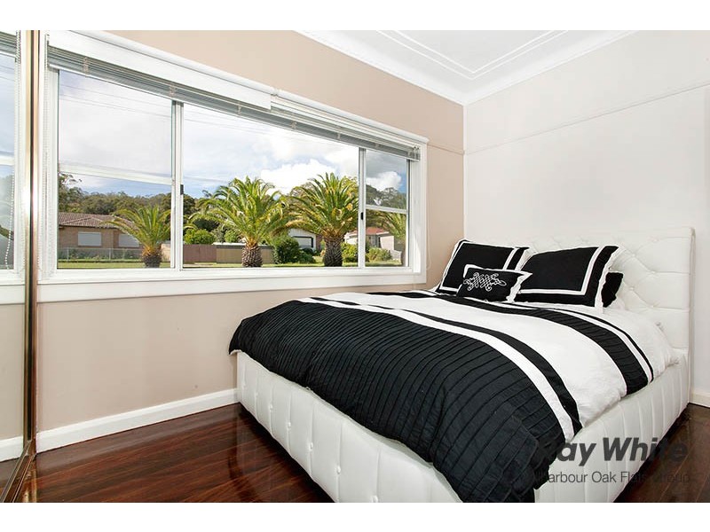 71 Lake Entrance Road, Oak Flats NSW 2529
