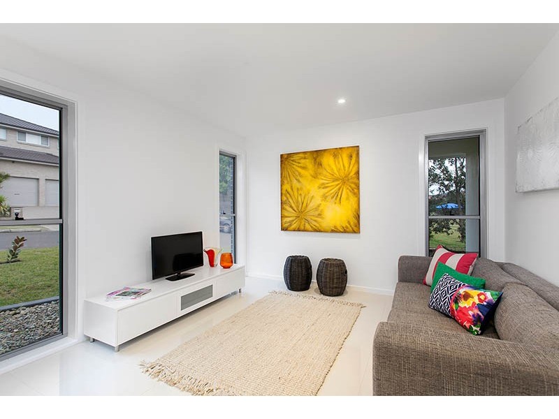 10 Hayman Crescent, Shell Cove NSW 2529