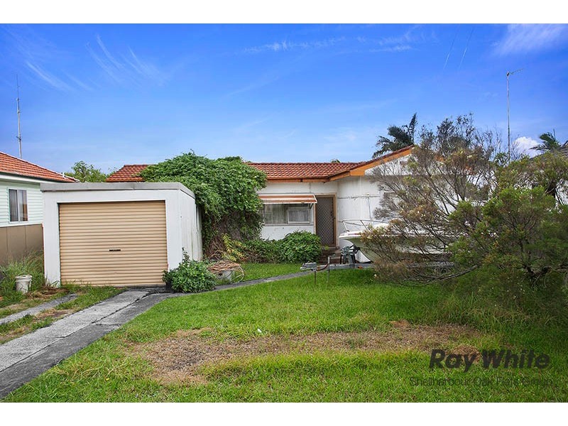 35 Edward Street, Barrack Heights NSW 2528