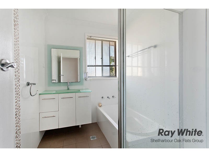24 Waratah Avenue, Albion Park Rail NSW 2527