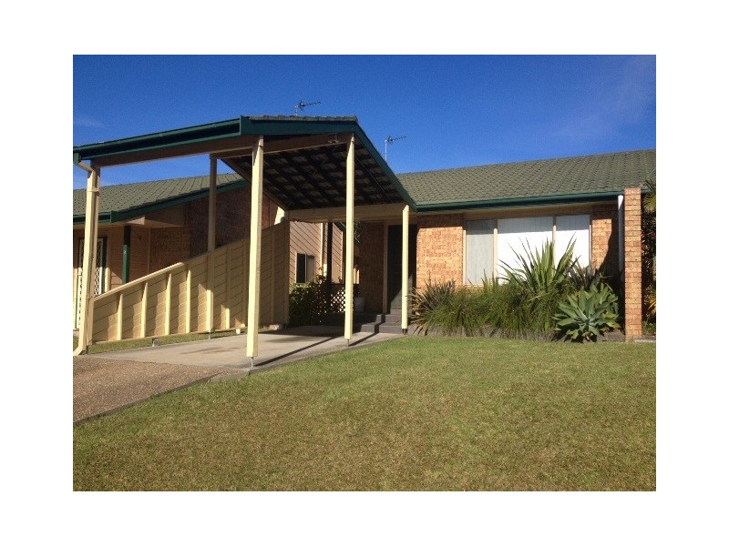 8/12 Bellbird Close, Barrack Heights NSW 2528