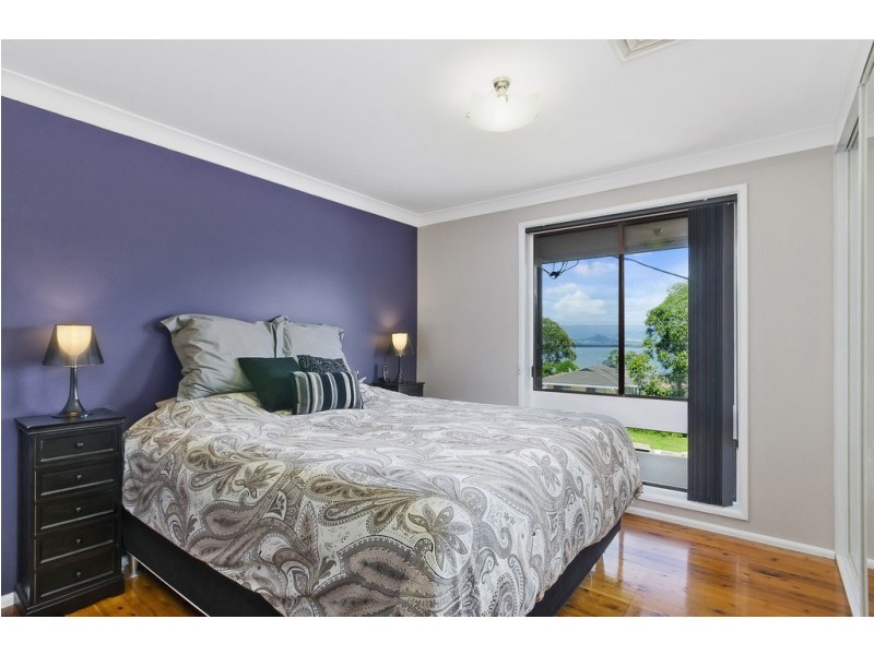 169 Landy Drive, Mount Warrigal NSW 2528