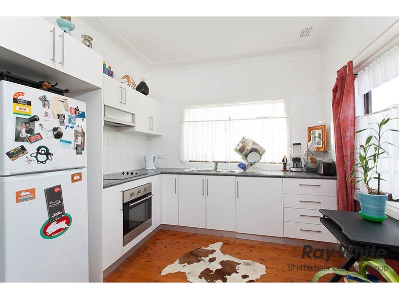 12 Joan Avenue, Warilla NSW 2528