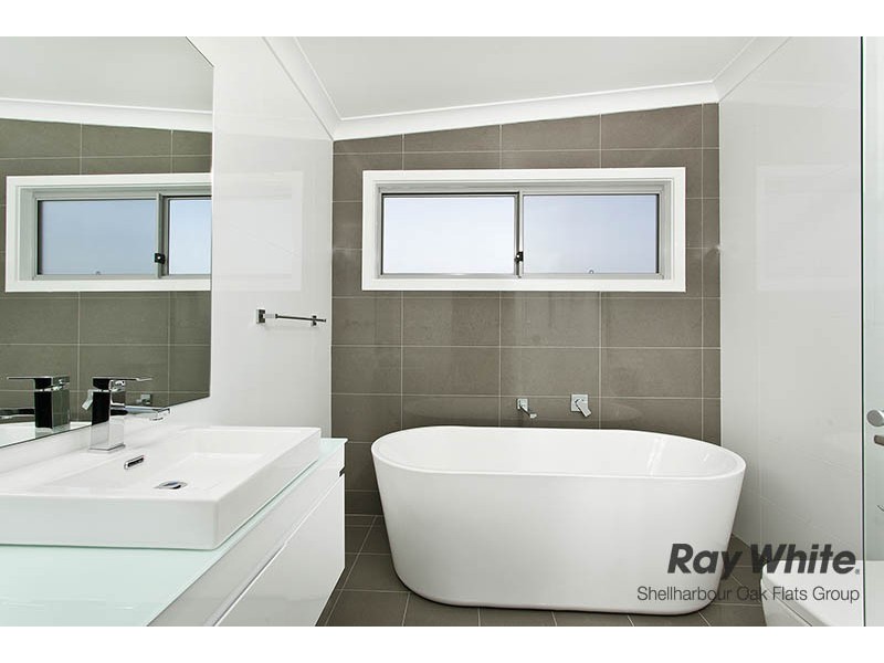 11 Lakelands Close, Shell Cove NSW 2529