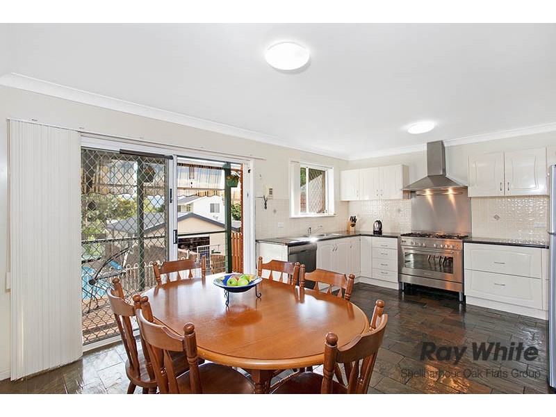 25 Lake Entrance Road, Oak Flats NSW 2529