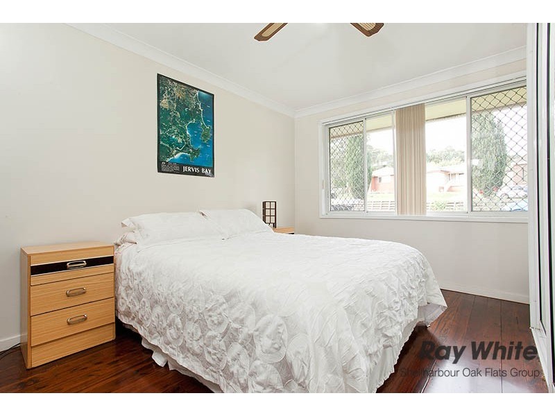 25 Lake Entrance Road, Oak Flats NSW 2529