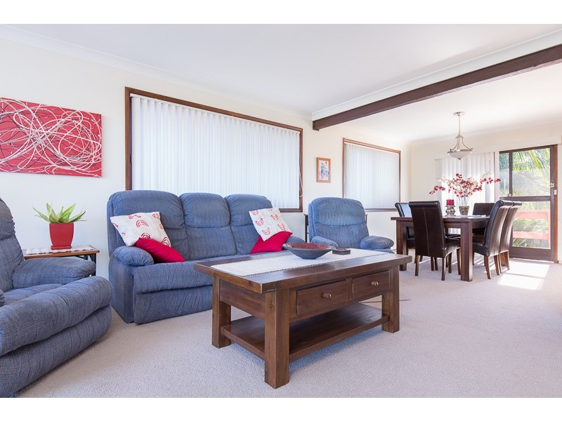 38 Roycroft Avenue, Mount Warrigal NSW 2528