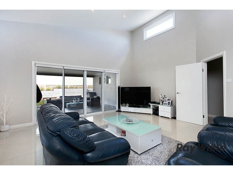 16 Huntingdale Close, Shell Cove NSW 2529