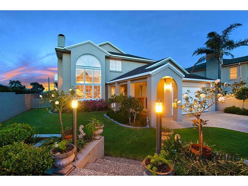 16 Wollongong Street, Shellharbour NSW 2529