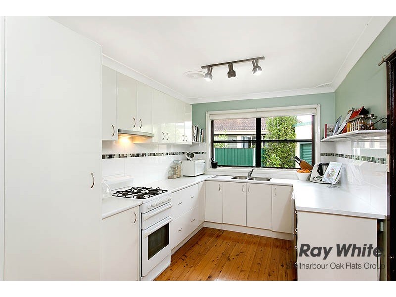 8 Camelot Place, Oak Flats NSW 2529