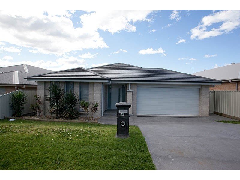 41 Huntingdale Close, Shell Cove NSW 2529