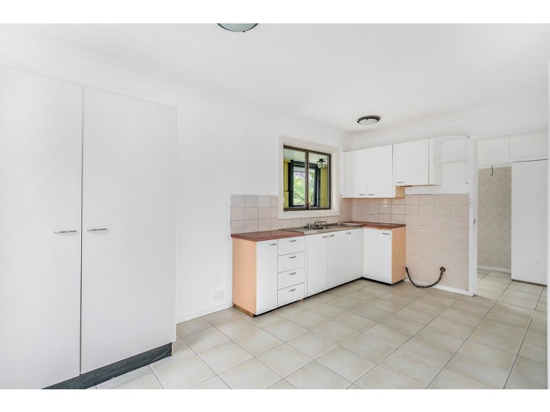 6 Kippax Street, Warilla NSW 2528