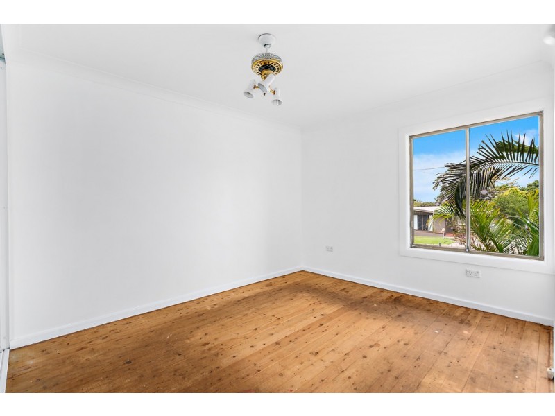 6 Kippax Street, Warilla NSW 2528