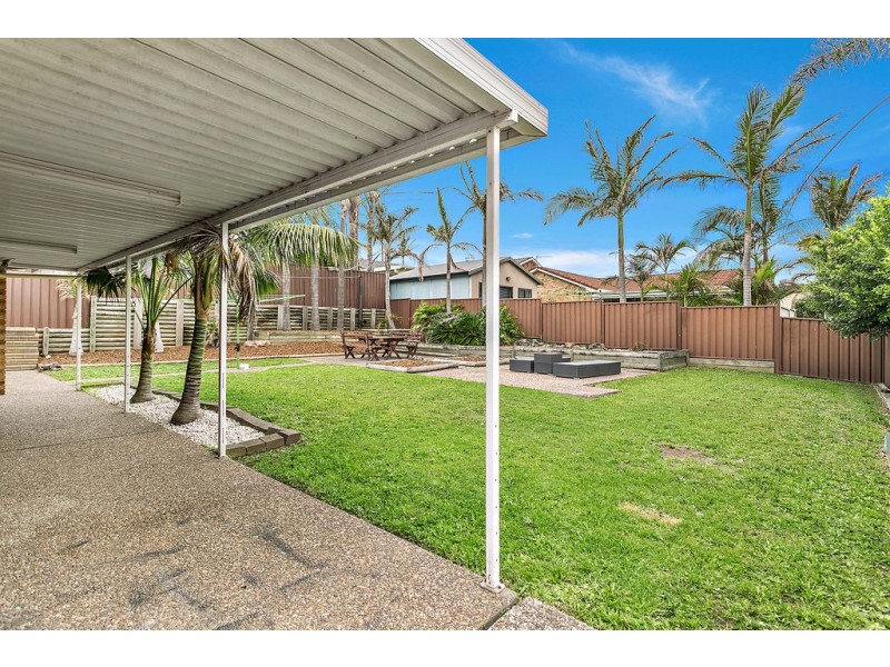 16 Pioneer Drive, Blackbutt NSW 2529