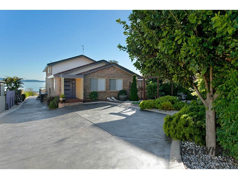 115 The Boulevarde, Oak Flats NSW 2529