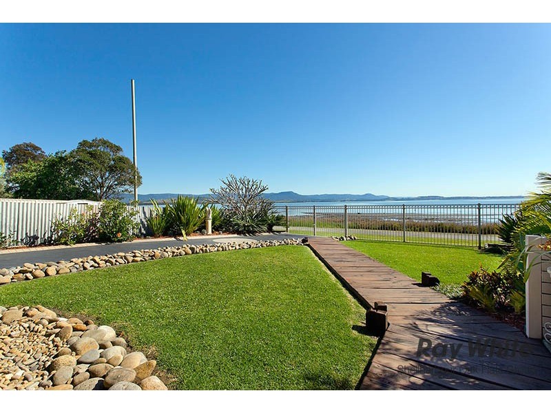 115 The Boulevarde, Oak Flats NSW 2529