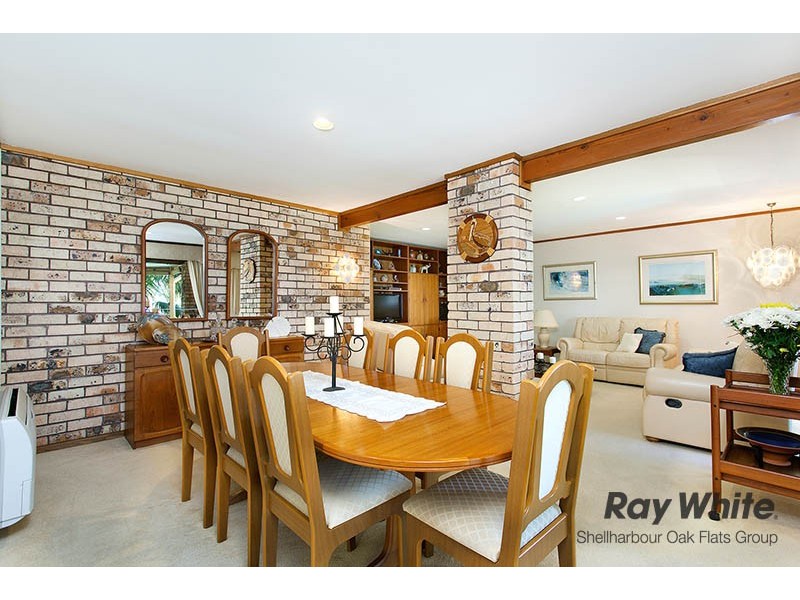 35 The Esplanade, Oak Flats NSW 2529