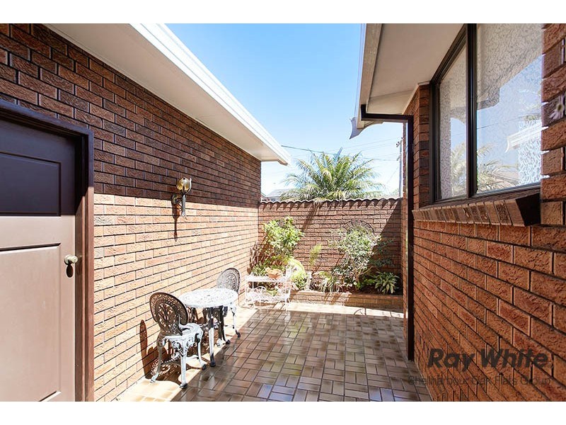 19 Hayes Avenue, Mount Warrigal NSW 2528