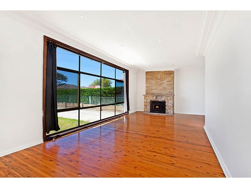 12 Sammat Avenue, Barrack Heights NSW 2528