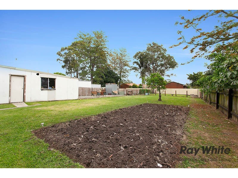 13 Karoo Street, Albion Park Rail NSW 2527