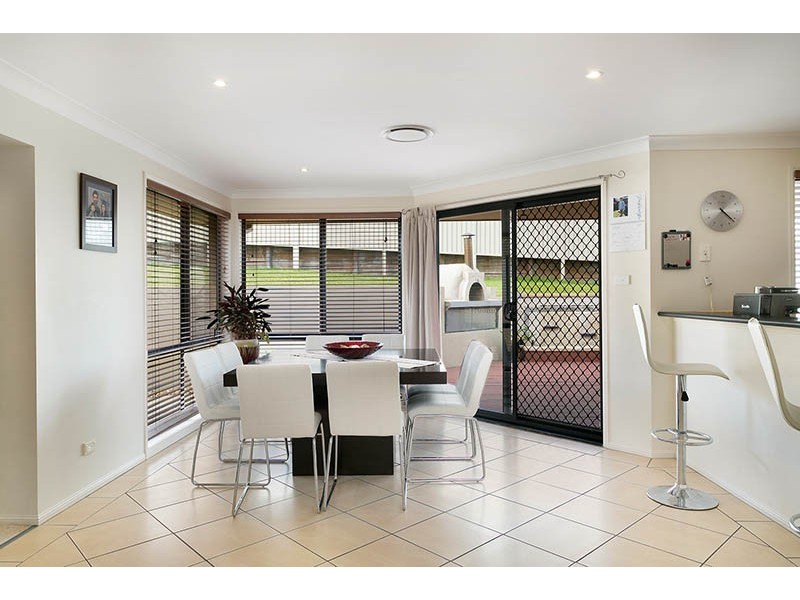 16 Larkin Crescent, Flinders NSW 2529