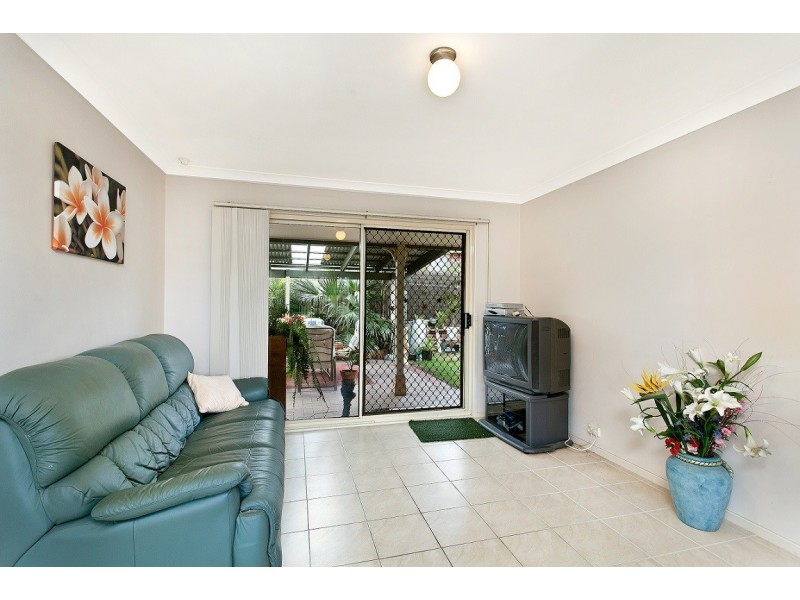 6 Durras Close, Flinders NSW 2529