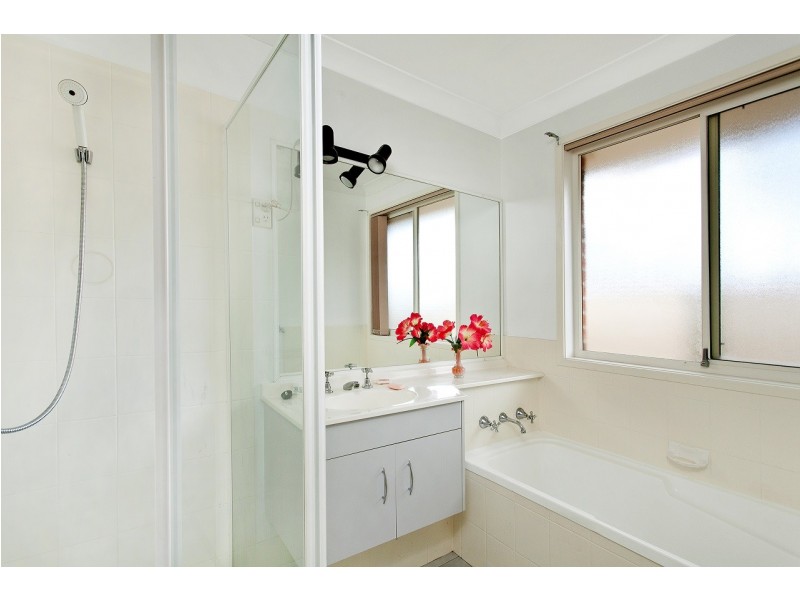 6 Durras Close, Flinders NSW 2529