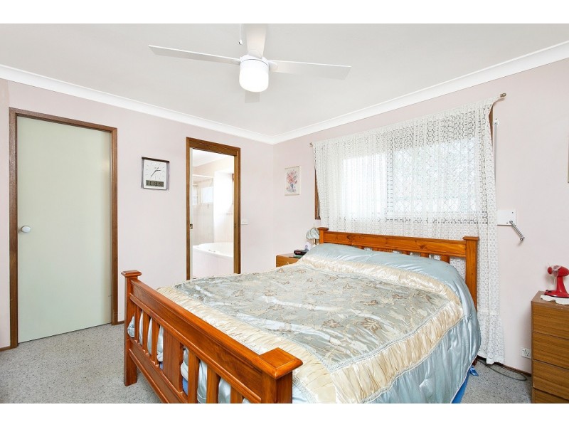 6 Durras Close, Flinders NSW 2529