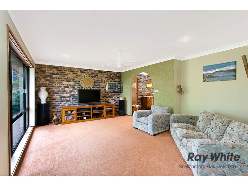 8 Karina Place, Oak Flats NSW 2529