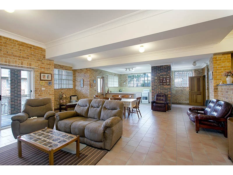 153 Captain Cook Drive, Barrack Heights NSW 2528
