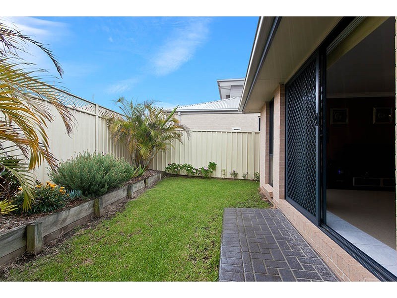 27 Hennesy Street, Flinders NSW 2529