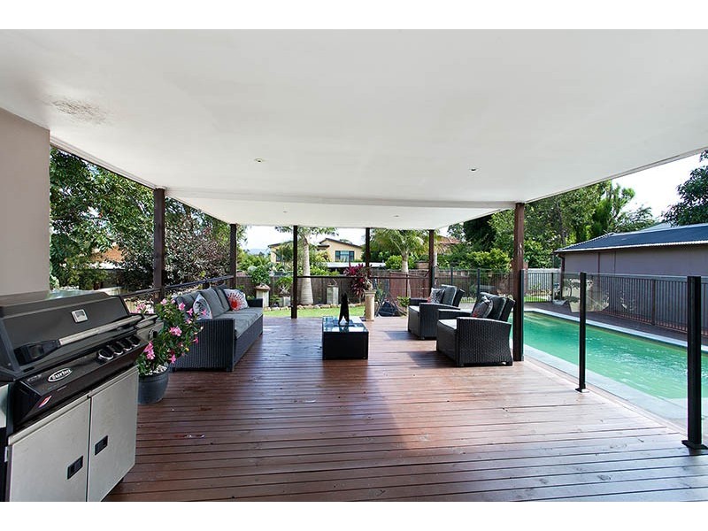 2 Cullen Street, Oak Flats NSW 2529