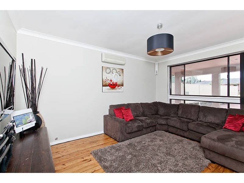 2 Cullen Street, Oak Flats NSW 2529