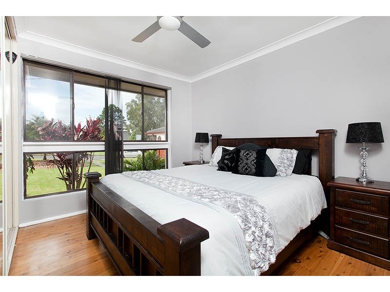 2 Cullen Street, Oak Flats NSW 2529