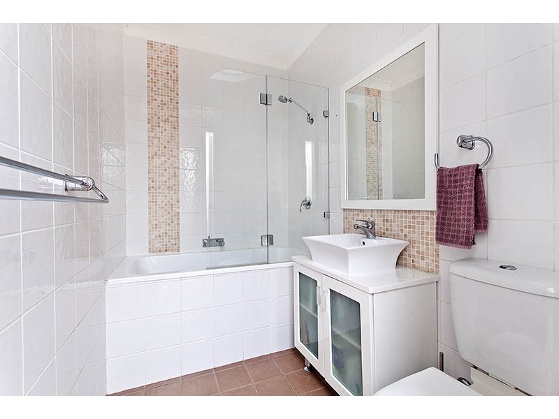 2 Cullen Street, Oak Flats NSW 2529