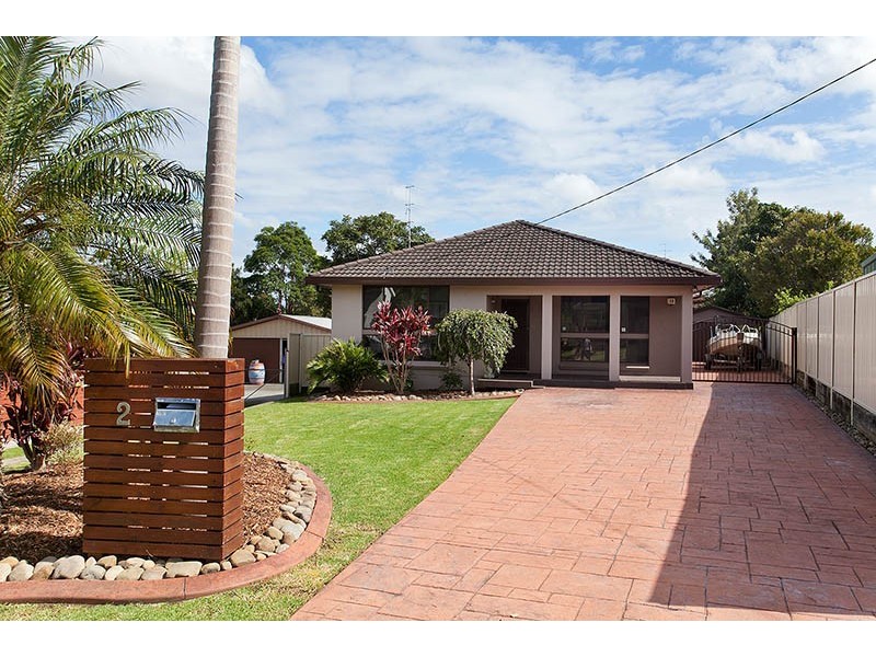 2 Cullen Street, Oak Flats NSW 2529