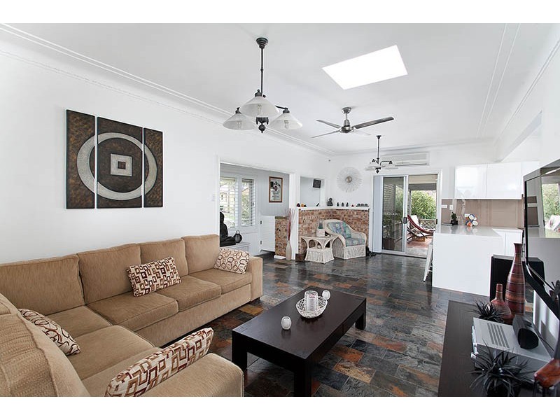 133 Osborne Parade, Warilla NSW 2528