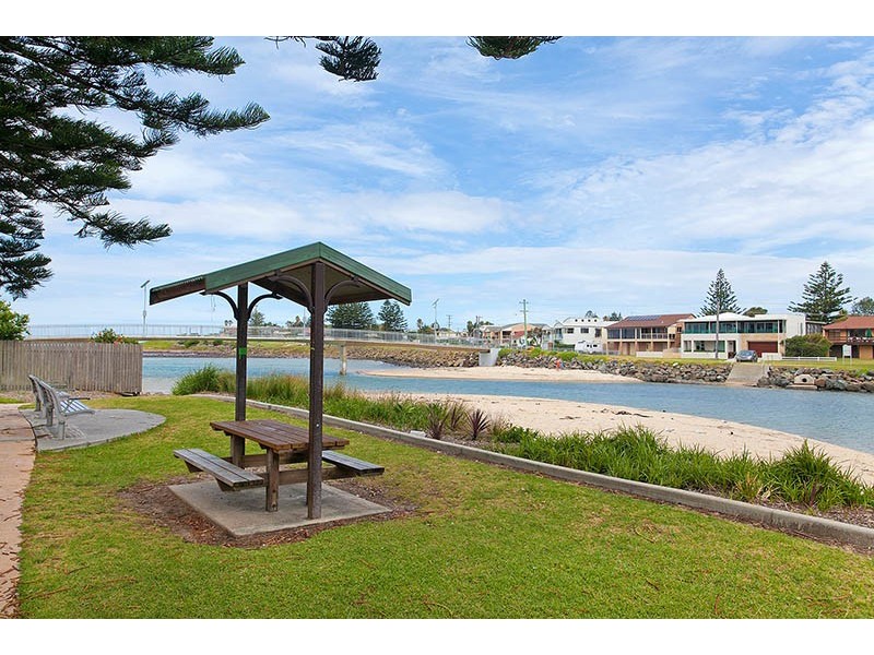 133 Osborne Parade, Warilla NSW 2528