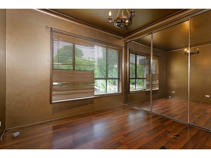 16 Leawarra Avenue, Warilla NSW 2528